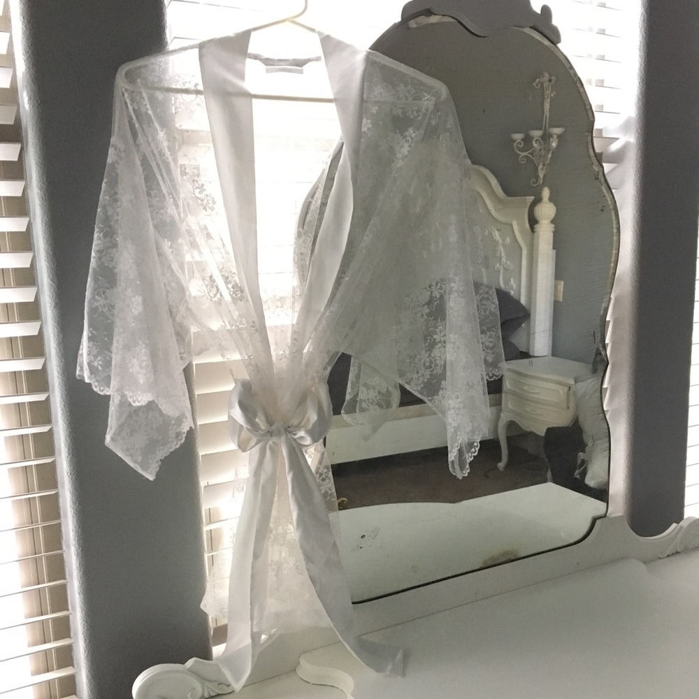 Victoria’s Secret I do robe